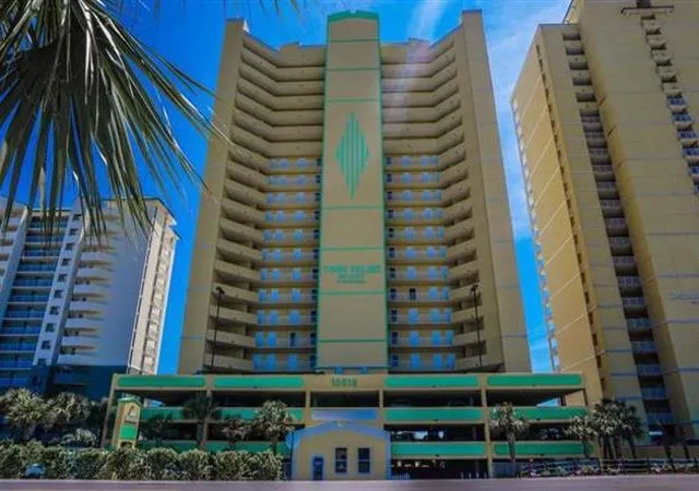 Twin Palms